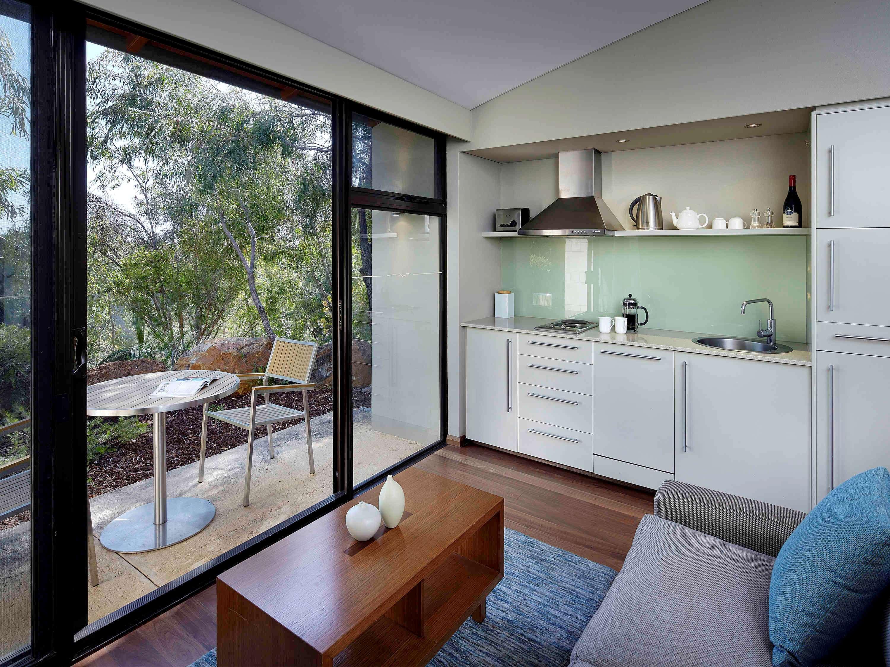 Pullman Bunker Bay Resort Margaret River Дансборо Екстер'єр фото A kitchen in a typical apartment at the Village