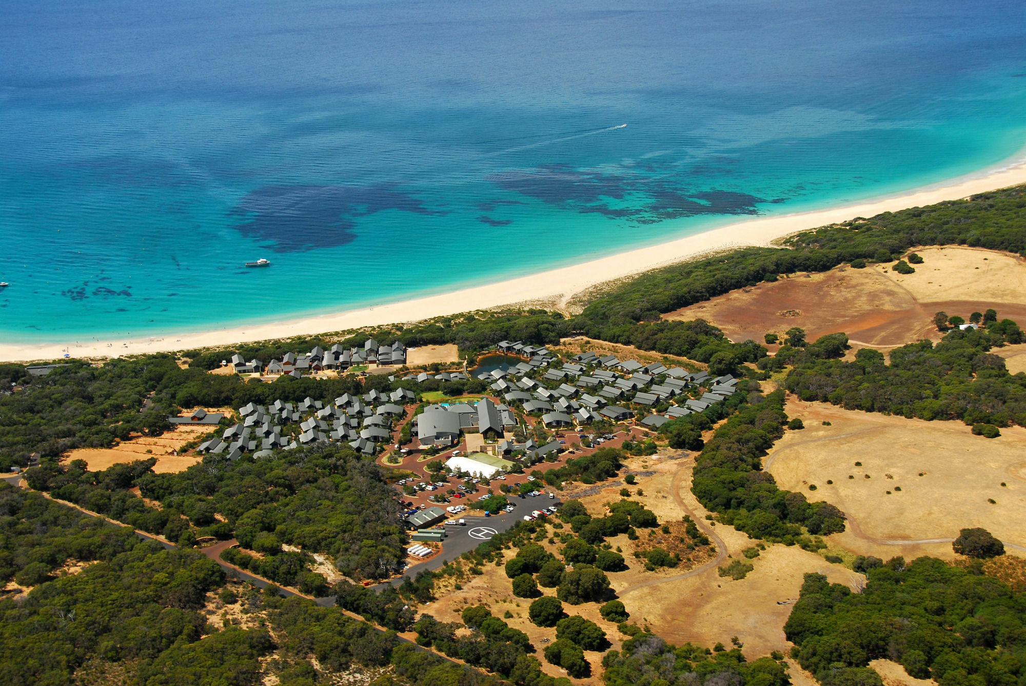 Pullman Bunker Bay Resort Margaret River Дансборо Екстер'єр фото Aerial view of the town